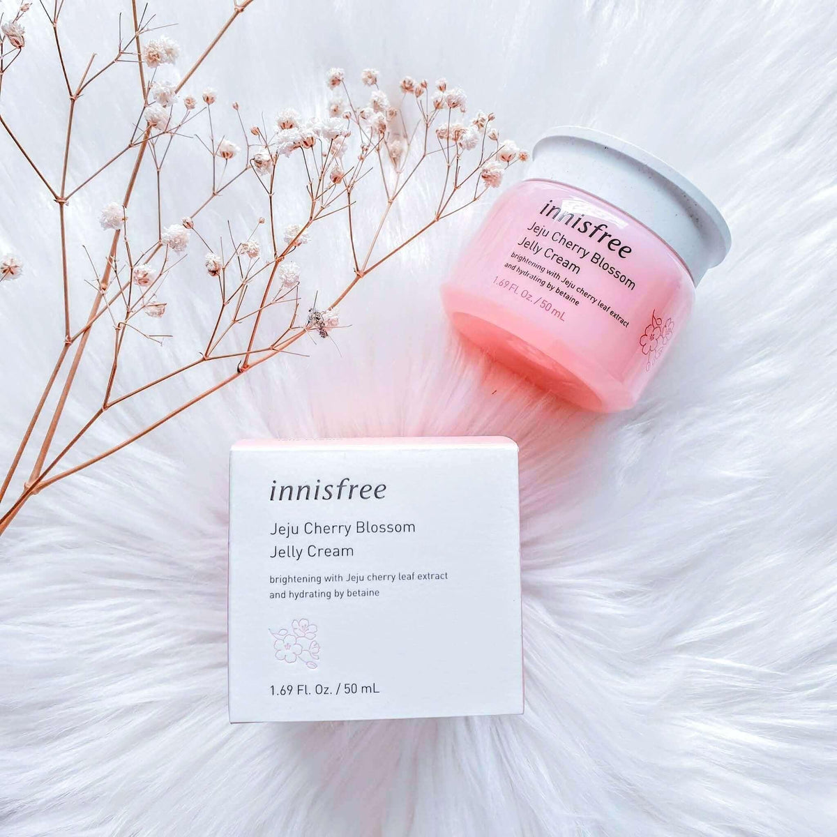 Innisfree Jeju Cherry Blossom Jelly Cream
