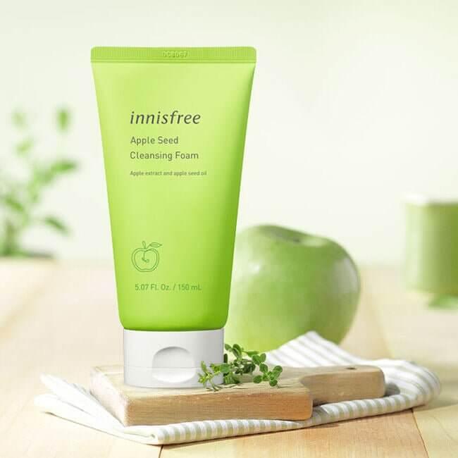INNISFREE apple seed cleansing foam