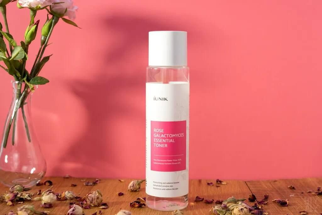 iUNIK Rose Galactomyces Essential Toner